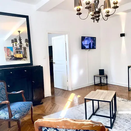 公寓 *chic & Basic T3* Place Carnot 卡尔卡松