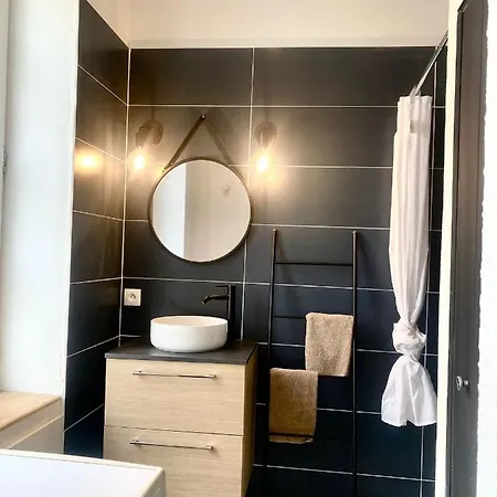 *chic & Basic T3* Place Carnot 卡尔卡松